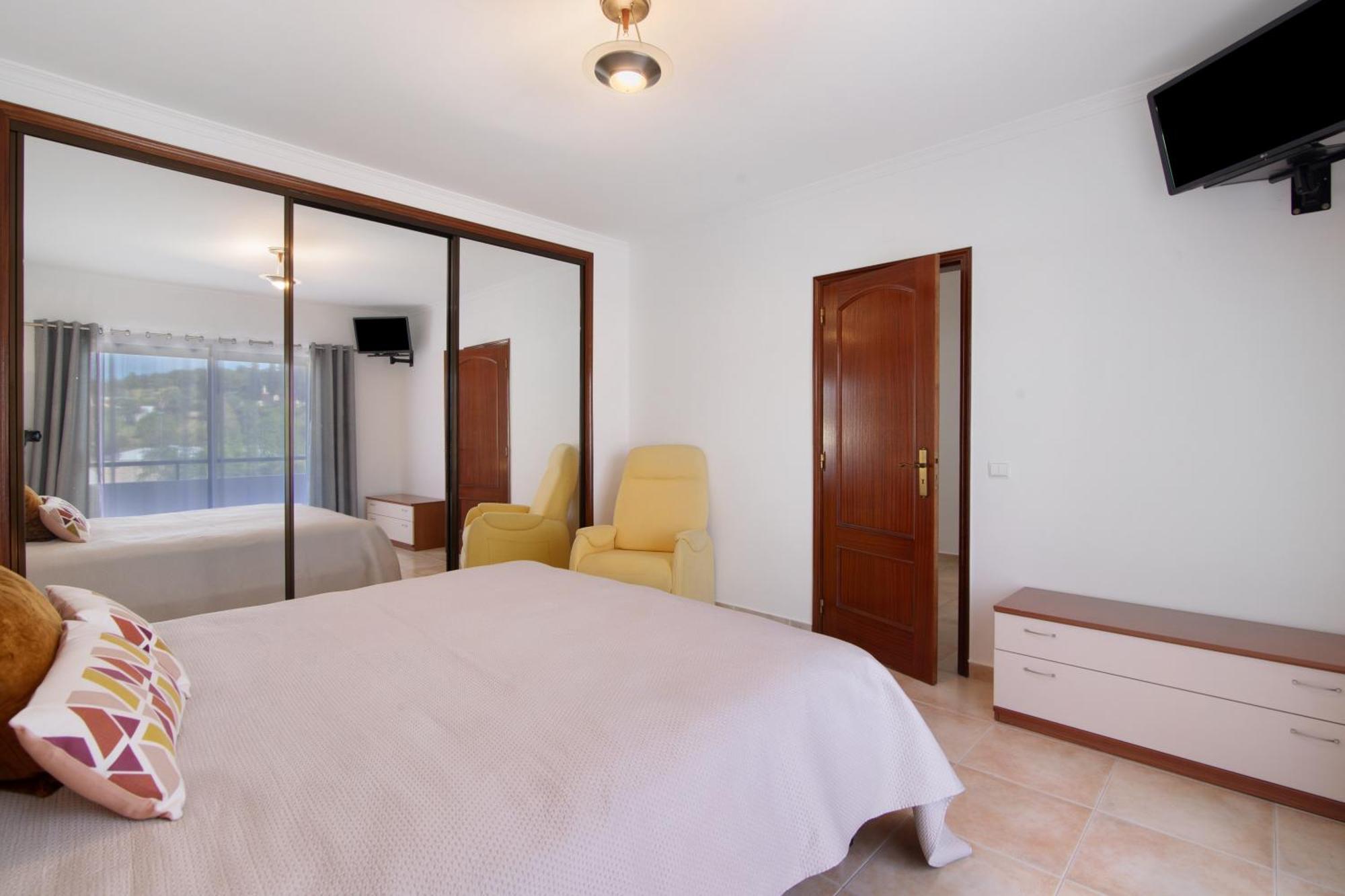 Neves Villa
